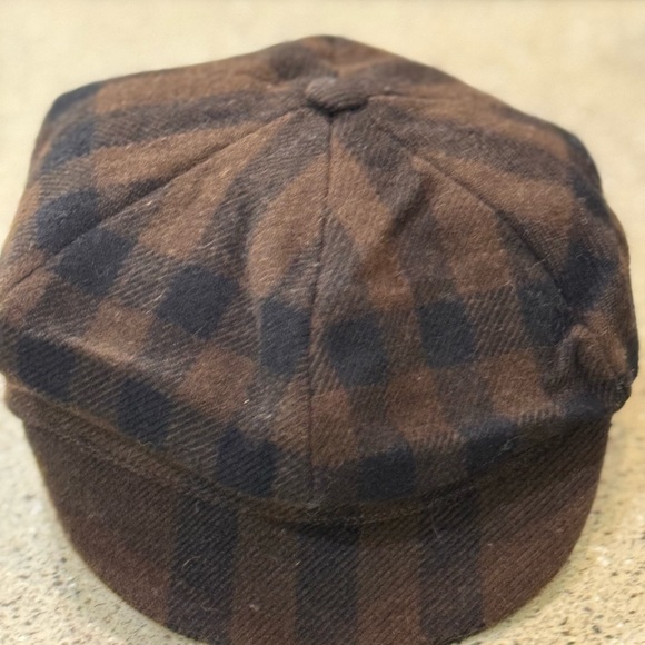 Burberry London 100% wool. Brown Plaid Newsboy Cap - Picture 10 of 14